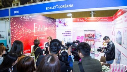 Thương hiệu mỹ phẩm Edally – Coréana hút khách trong ngày đầu của triển lãm Inter Beauty Vietnam
